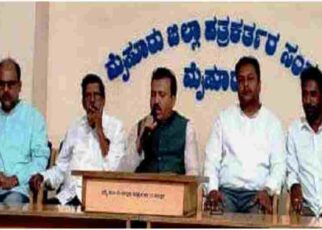 sdpi on removal of lacs of voters from voter list in Mysore